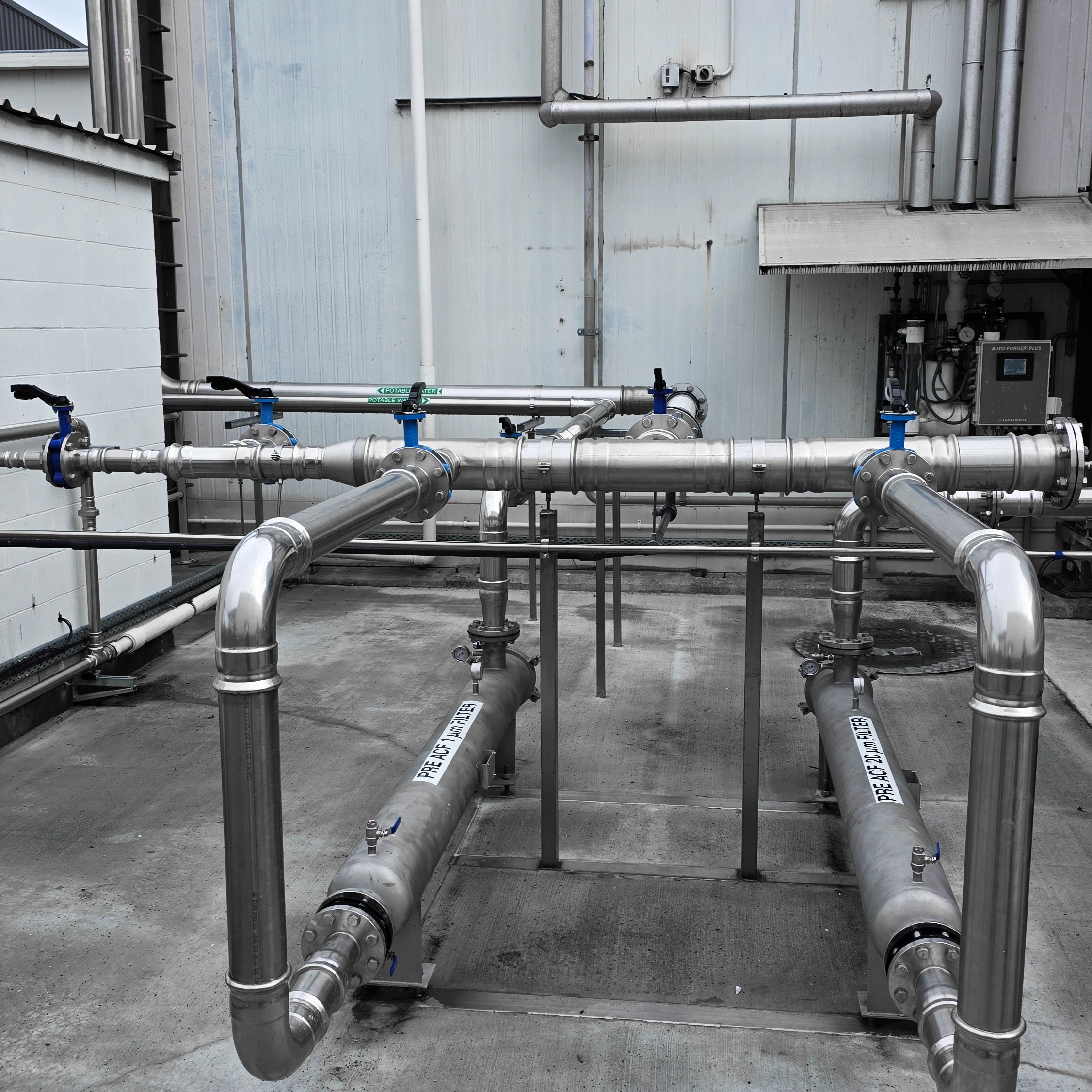 rapidpress install at a mussel factory using a waterfeed line