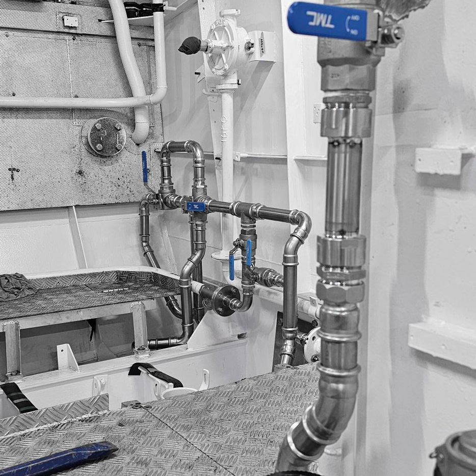 rapidpress install for a ship fuel system in new zealand